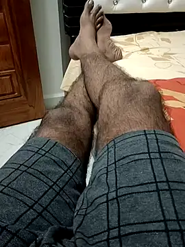 Snapshot of You_are__mine_ chatting on February 23, 9:06 am You are mine online show from February 23, 9:06 am
