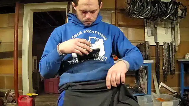 Bigoleslong98765 online show from February 3, 8:30 am