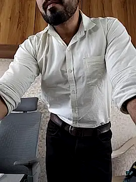 indianguy89 online show from February 11, 10:42 am