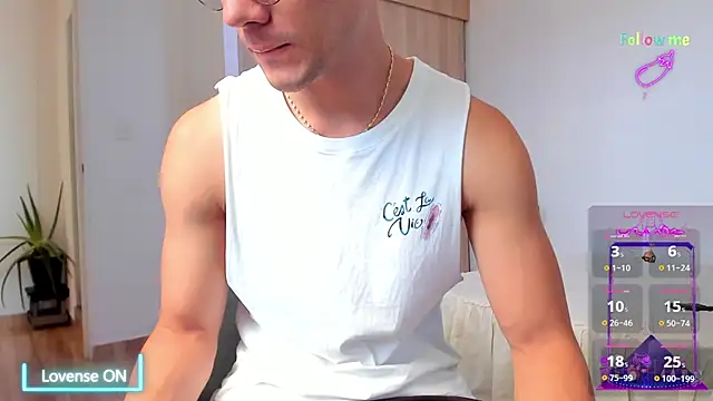 Sebastian-Dash online show from December 9, 5:13 pm