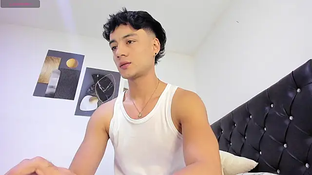 Sebastian-Dash online show from October 18, 9:09 pm