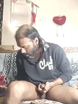 BadBoySmoker7070 online show from January 15, 12:03 am