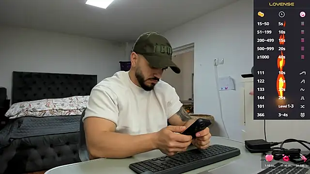 supermanboy94 online show from March 27, 8:26 am