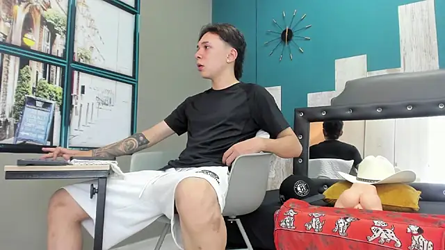 Rhaegal hot online show from December 14, 3:36 pm