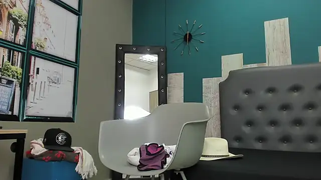 Rhaegal hot online show from March 7, 7:27 pm