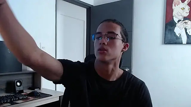 alejo x3 online show from February 15, 4:45 pm
