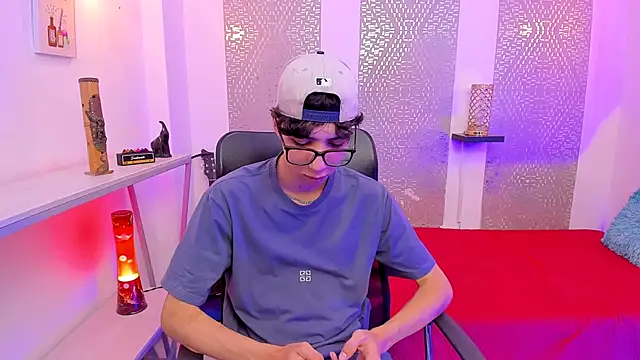 Snapshot of Nikolay_Gregori chatting on October 7, 5:00 am Nikolay Gregori online show from October 7, 5:00 am
