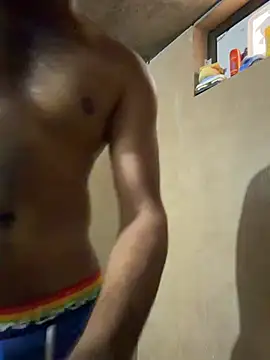 hotguynextd00rr online show from April 27, 3:25 am