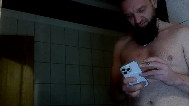 donhulio482 online show from October 29, 11:29 pm