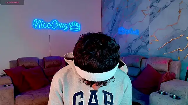 Niico Cruz online show from March 5, 10:17 pm