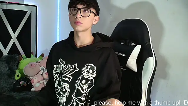 Snapshot of Niico_Cruz chatting on December 3, 9:45 pm Niico Cruz online show from December 3, 9:45 pm