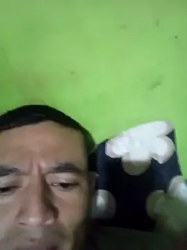 BafflingWhatsis online show from December 3, 1:00 am