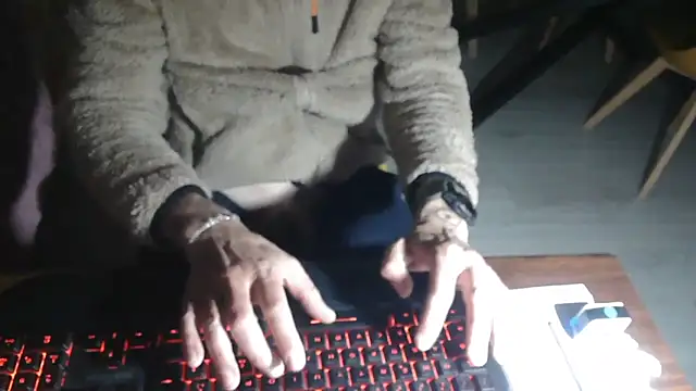 Adri gard online show from April 6, 8:42 pm