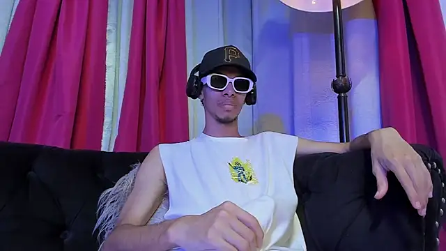 TomyMosterCock online show from December 10, 2:13 am