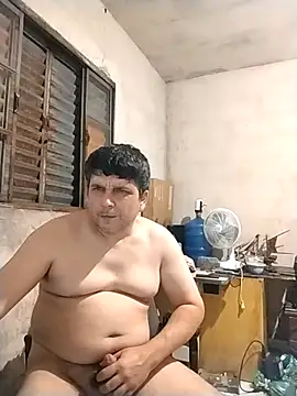 Claudiop2061 online show from April 27, 1:24 am