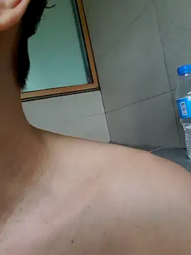 Snapshot of KennyLOVERboy chatting on December 14, 1:17 am KennyLOVERboy online show from December 14, 1:17 am