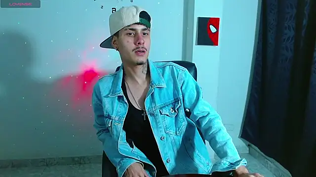 Bastiaan 28 online show from October 10, 10:57 pm