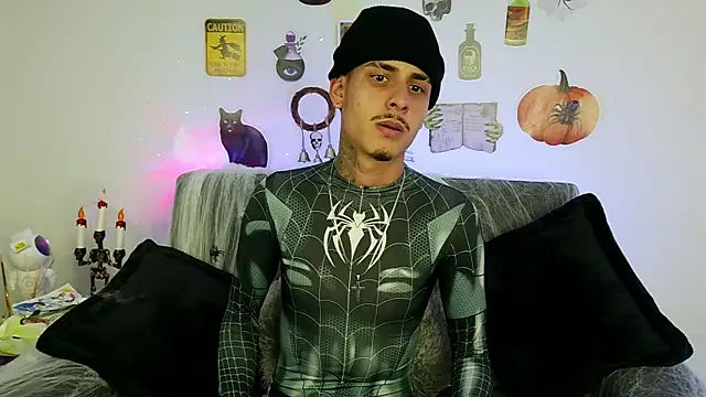 Bastiaan 28 online show from October 18, 3:33 am