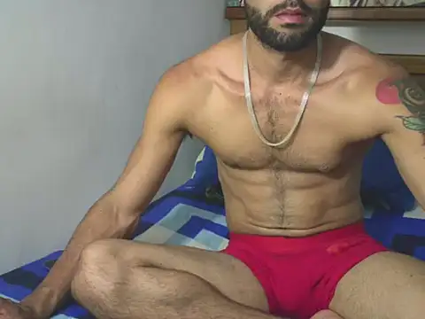 hideonbush051 online show from February 13, 6:24 pm