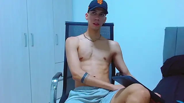 Snapshot of jhony-sex chatting on September 30, 6:08 am jhony-sex online show from September 30, 6:08 am