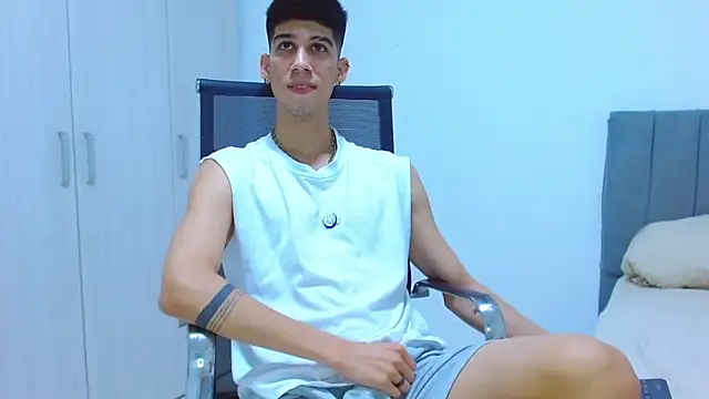 jhony-sex online show from October 17, 6:28 am