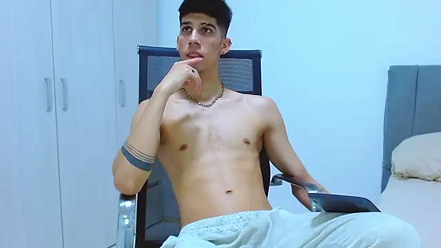 jhony-sex online show from October 18, 6:51 am