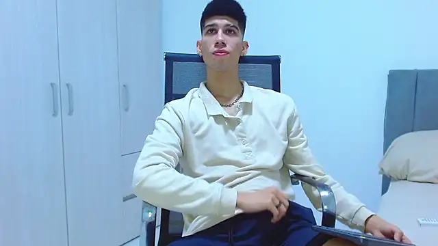 jhony-sex online show from October 15, 6:10 am