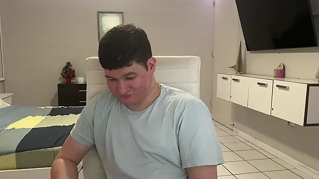 Lorenzo hernandez online show from November 22, 11:59 pm