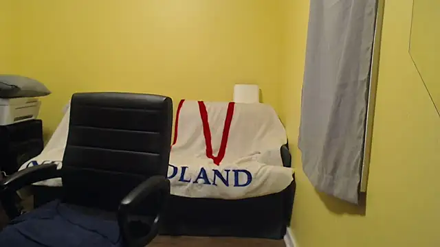 Newfiesausage1972 online show from November 13, 11:59 am