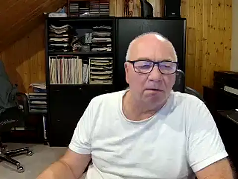 biggandybig online show from December 9, 11:20 pm