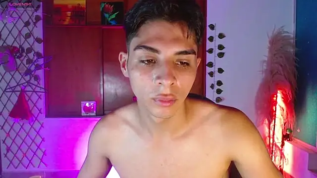 justin alexxx online show from January 27, 5:48 pm