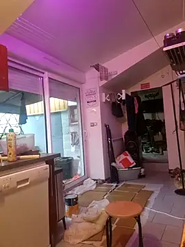 Snapshot of RomWoolf chatting on February 4, 4:29 pm RomWoolf online show from February 4, 4:29 pm