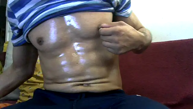 funguybr36 online show from October 9, 7:52 pm