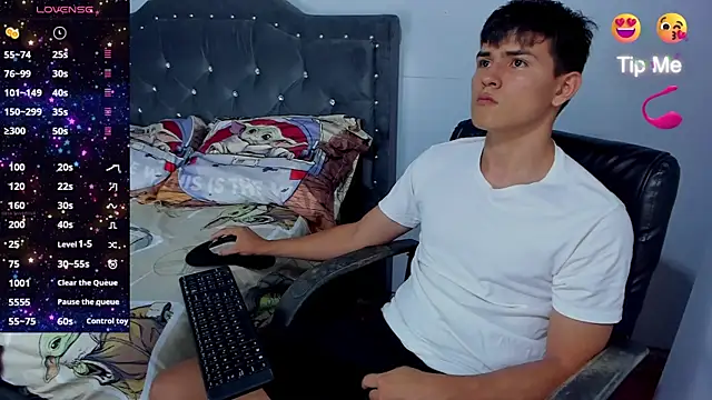 Jacobb Lee online show from October 6, 10:03 pm