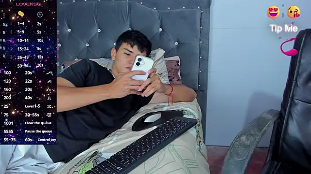 Jacobb Lee online show from January 10, 11:53 pm