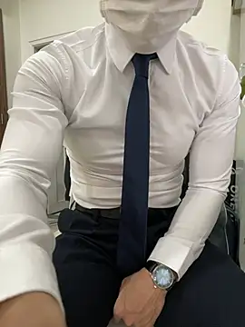 harrylouis1357 online show from December 22, 10:17 am