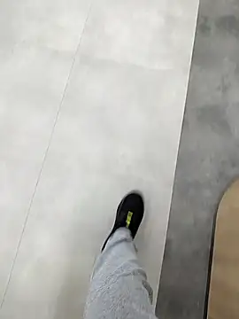 A man in public online show from November 5, 3:03 pm