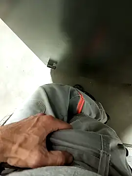 Din0071 online show from December 6, 10:41 pm