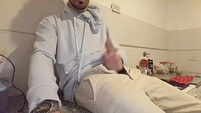 nicolaaaaas online show from December 5, 5:04 am
