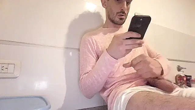 nicolaaaaas online show from December 4, 5:38 am