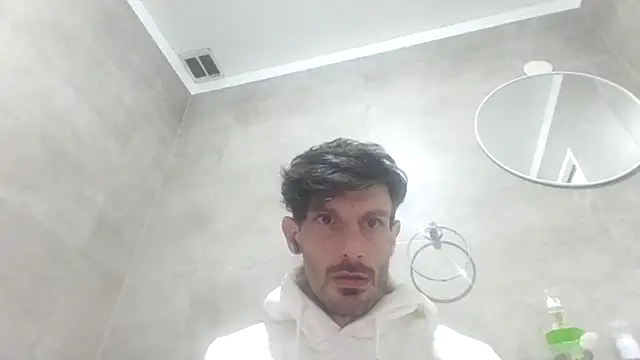 nicolaaaaas online show from December 8, 9:46 am