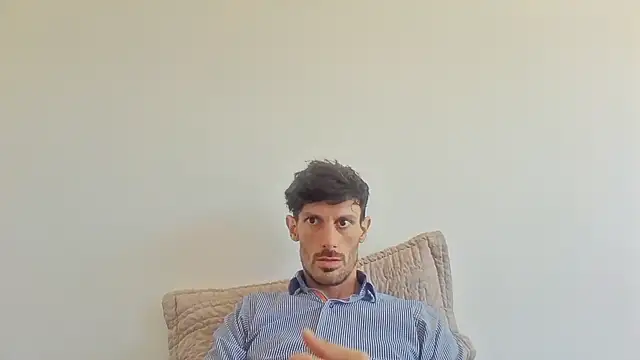 nicolaaaaas online show from December 3, 3:00 pm