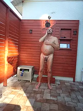 theclubist111 online show from February 10, 9:08 pm