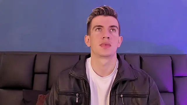 MikaelSlow online show from February 1, 4:11 am