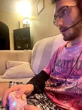 EE123458 online show from September 11, 7:24 pm