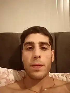 arenn1997 online show from January 7, 10:04 pm