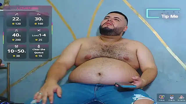 Snapshot of damian_chubby chatting on September 25, 11:24 pm damian chubby online show from September 25, 11:24 pm