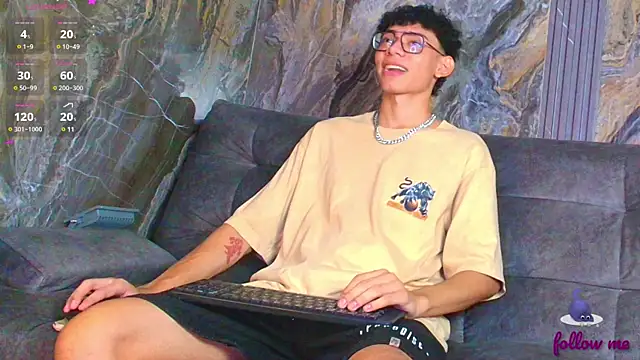 Daviid laidd online show from February 19, 9:03 pm
