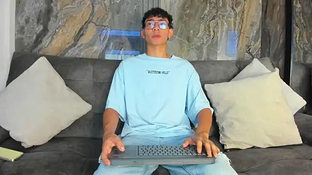 Daviid laidd online show from October 8, 8:24 pm