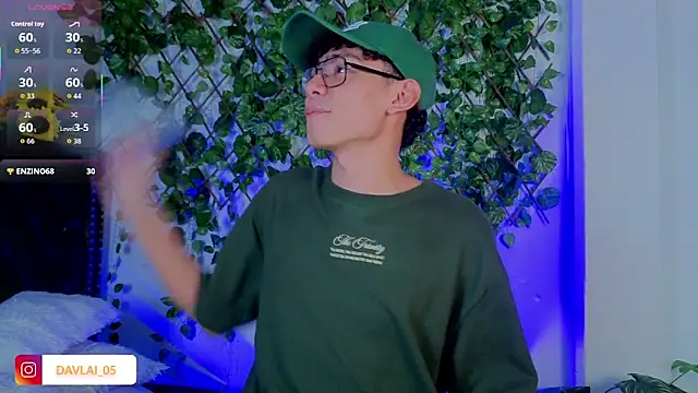 Daviid laidd online show from November 10, 9:42 pm